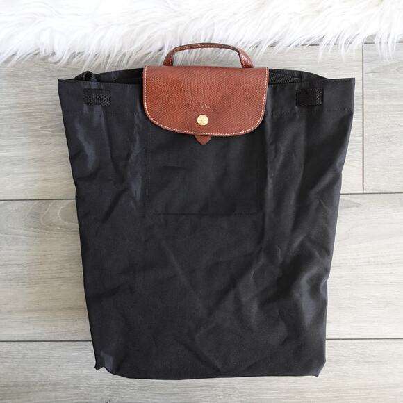 Longchamp Handbags - Vintage Longchamp Le Pliage Black Nylon Bucket Backpack